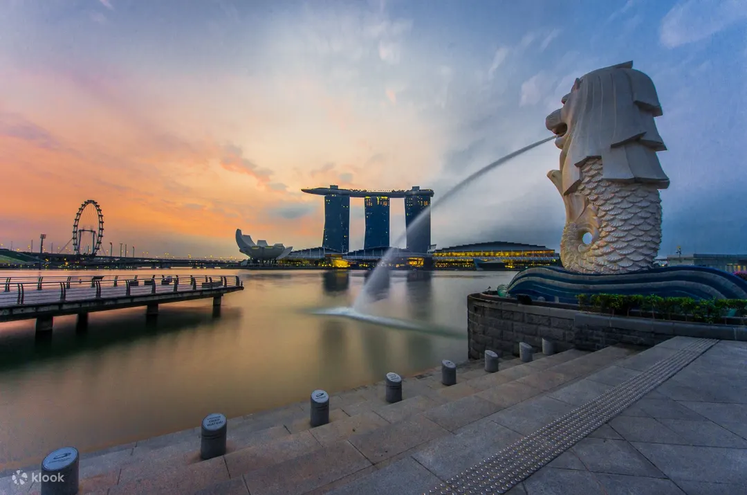 Cruise to nowhere high seas Singapore