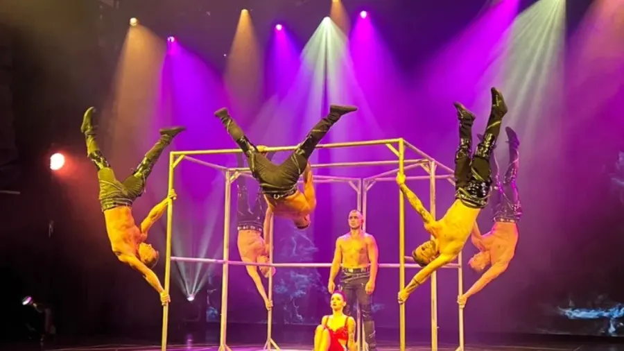 Zodiac Theatre main shows Genting Dream